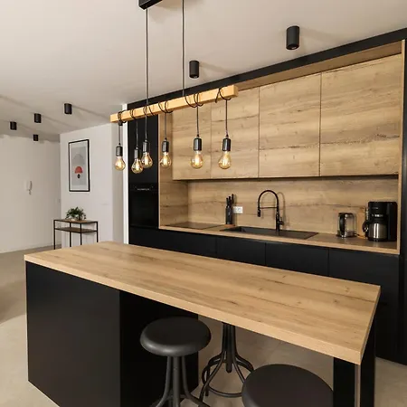 Apartment Aqua Blue By Belmont Realty *