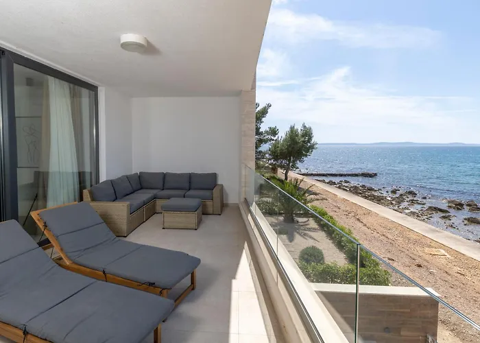 Aqua Blue By Belmont Realty Lejlighed