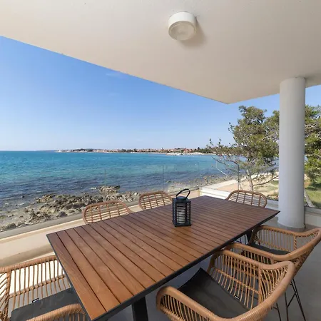 Aqua Blue By Belmont Realty Apartment *