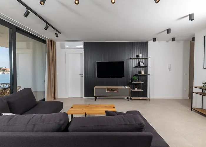 Aqua Blue By Belmont Realty * Privlaka (Zadar)