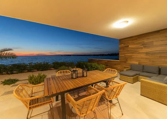 Aqua Blue By Belmont Realty Apartmán